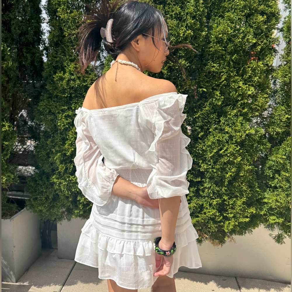 Storia White Off-Shoulder Ruffle Sleeve Sundress - Size Medium - Picture 3 of 15